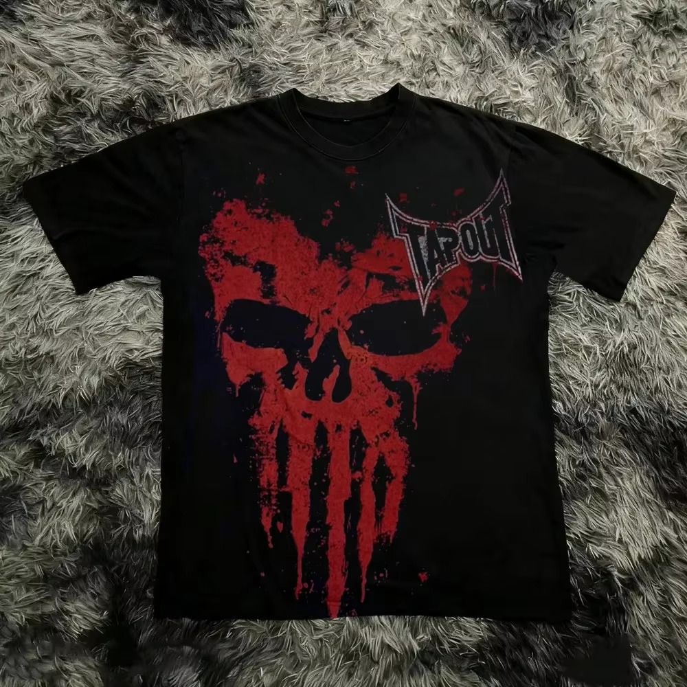Top Streetwear Brand Usa - تي شيرت قطني بتصميم جرافيكي قوطي