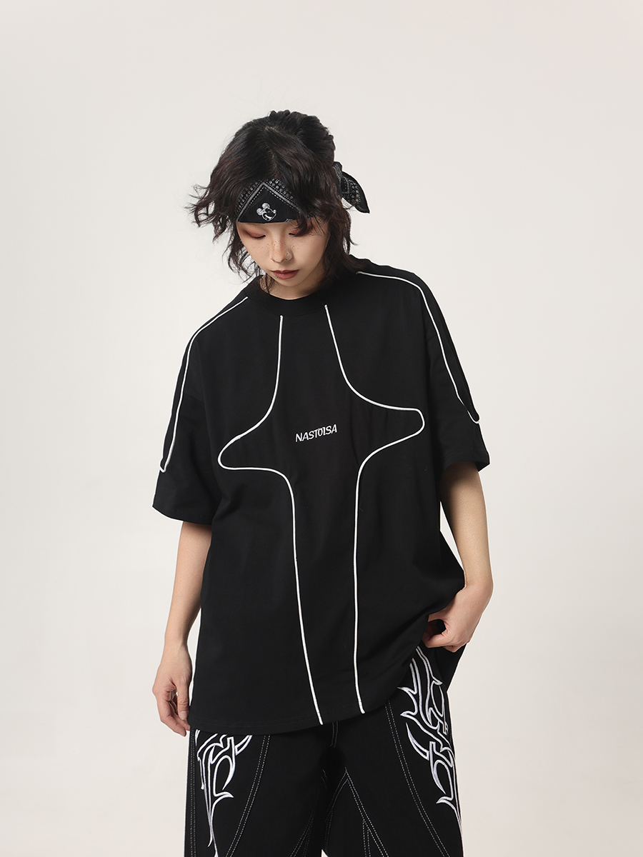 تي شيرت رجالي فضفاض بأكمام قصي - مراجعة Streetwear Brand Drops وسعره