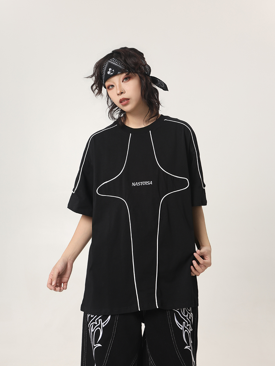 تي شيرت رجالي فضفاض بأكمام قصي - مراجعة Streetwear Brand Drops وسعره