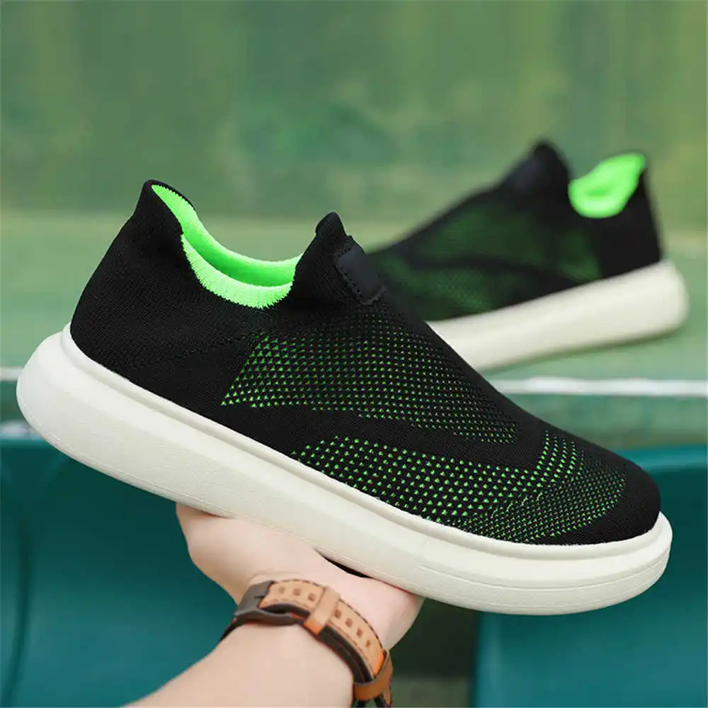 جوارب رياضية للنساء ، أحذية بن - مراجعة Streetwear Brand Drops وسعره
